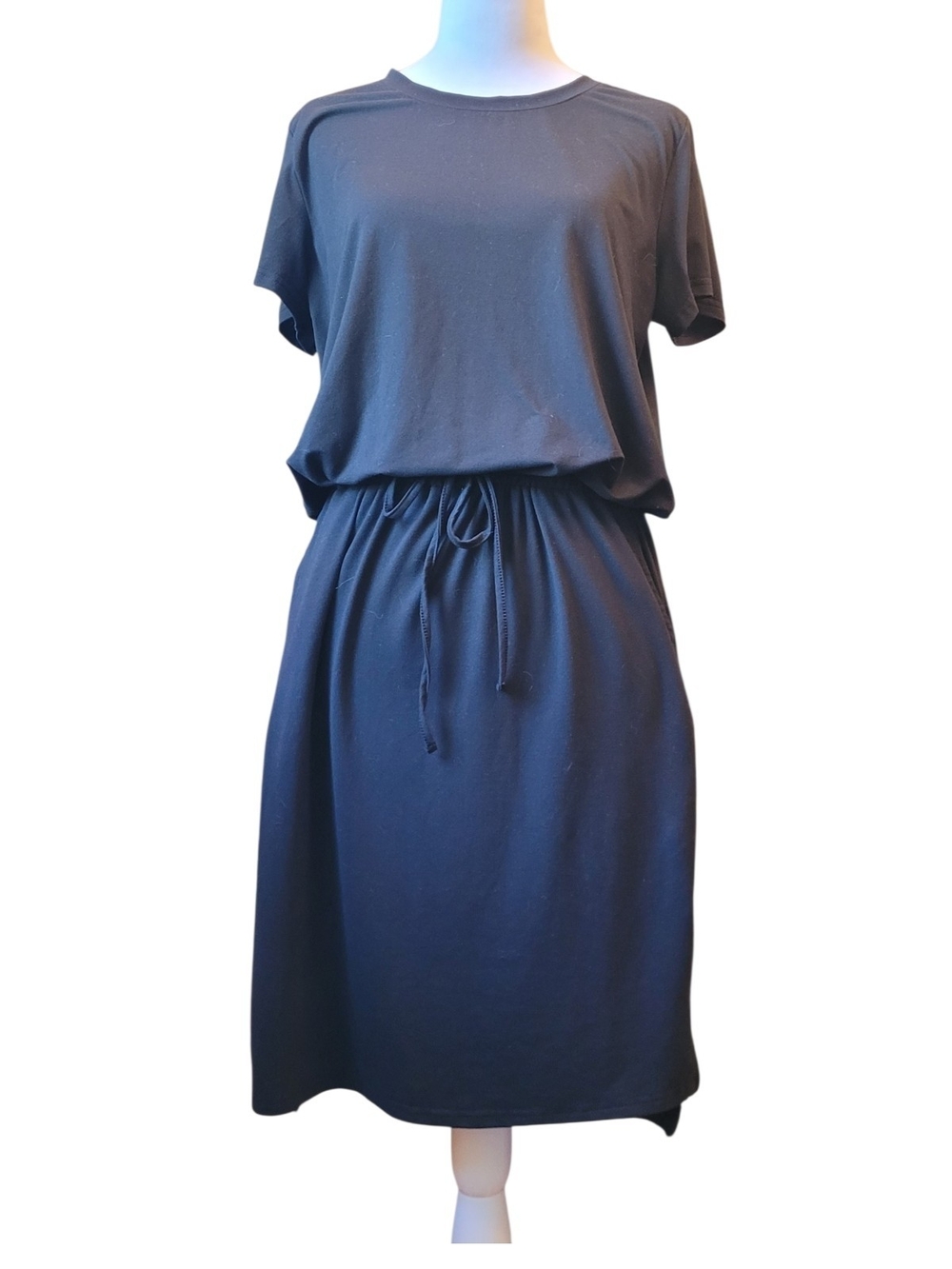 Amazon Essentials Black Short Sleeve Drawstring Waist Midi Dress